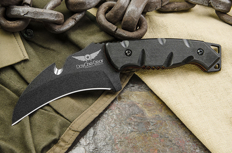C.U.M.A. Protector Knife is the Official Knife of Controlled F.O.R.C.E.